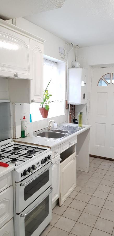 61 Baker Street Lejlighed Luton  Eksteriør billede
